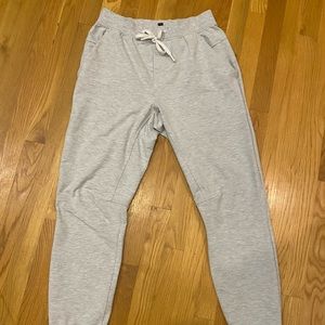 Lululemon joggers/sweatpants